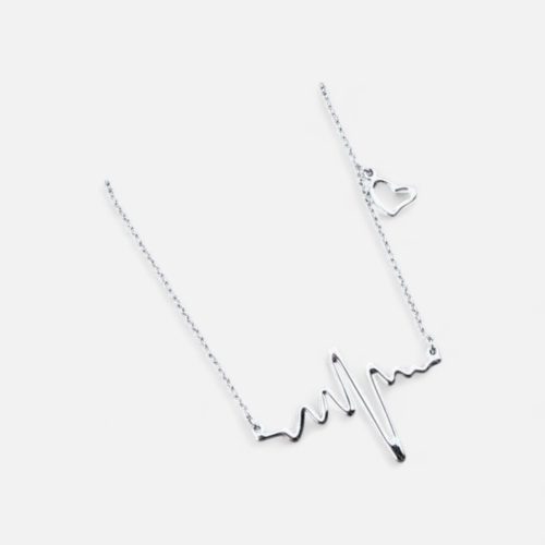 Életre Szóló Dobbanás – Minimalista Női Ékszerek a Szeretet Jegyében