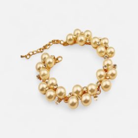   Elegáns Gyöngyös Karkötő Kristályokkal – A Sugárzó Nőiesség